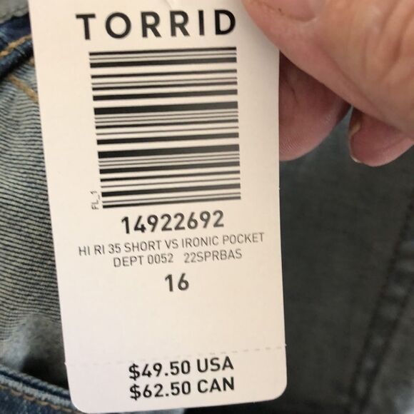 Torrid High Rise Short with Iconic Pockets Size 16 NWT - Picture 6 of 7